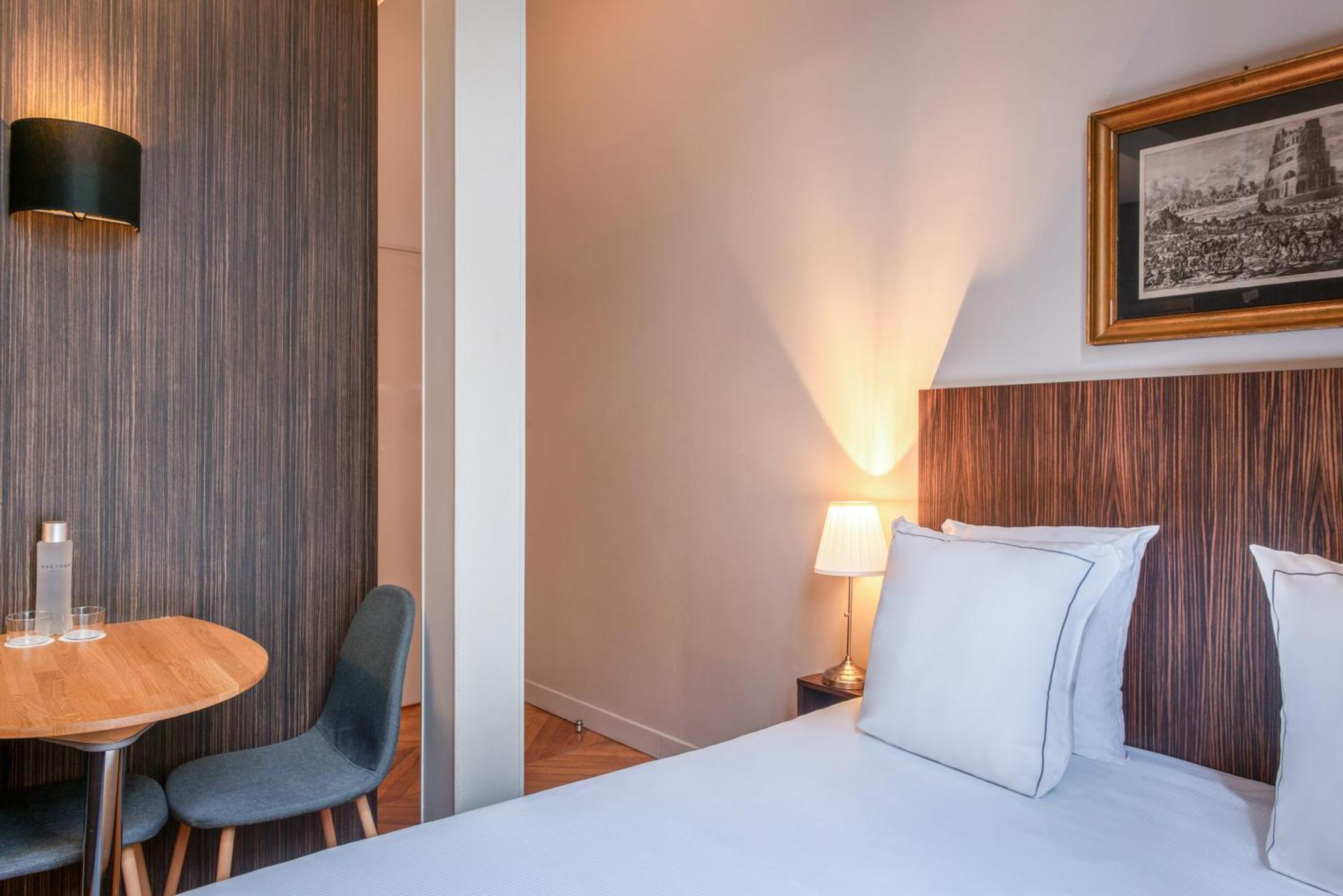 Hotel Helzear Champs-Elysees ปารีส ภายนอก รูปภาพ