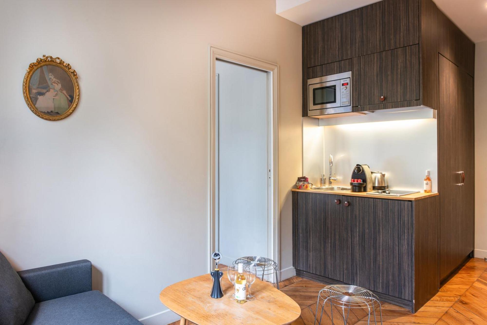 Hotel Helzear Champs-Elysees ปารีส ภายนอก รูปภาพ