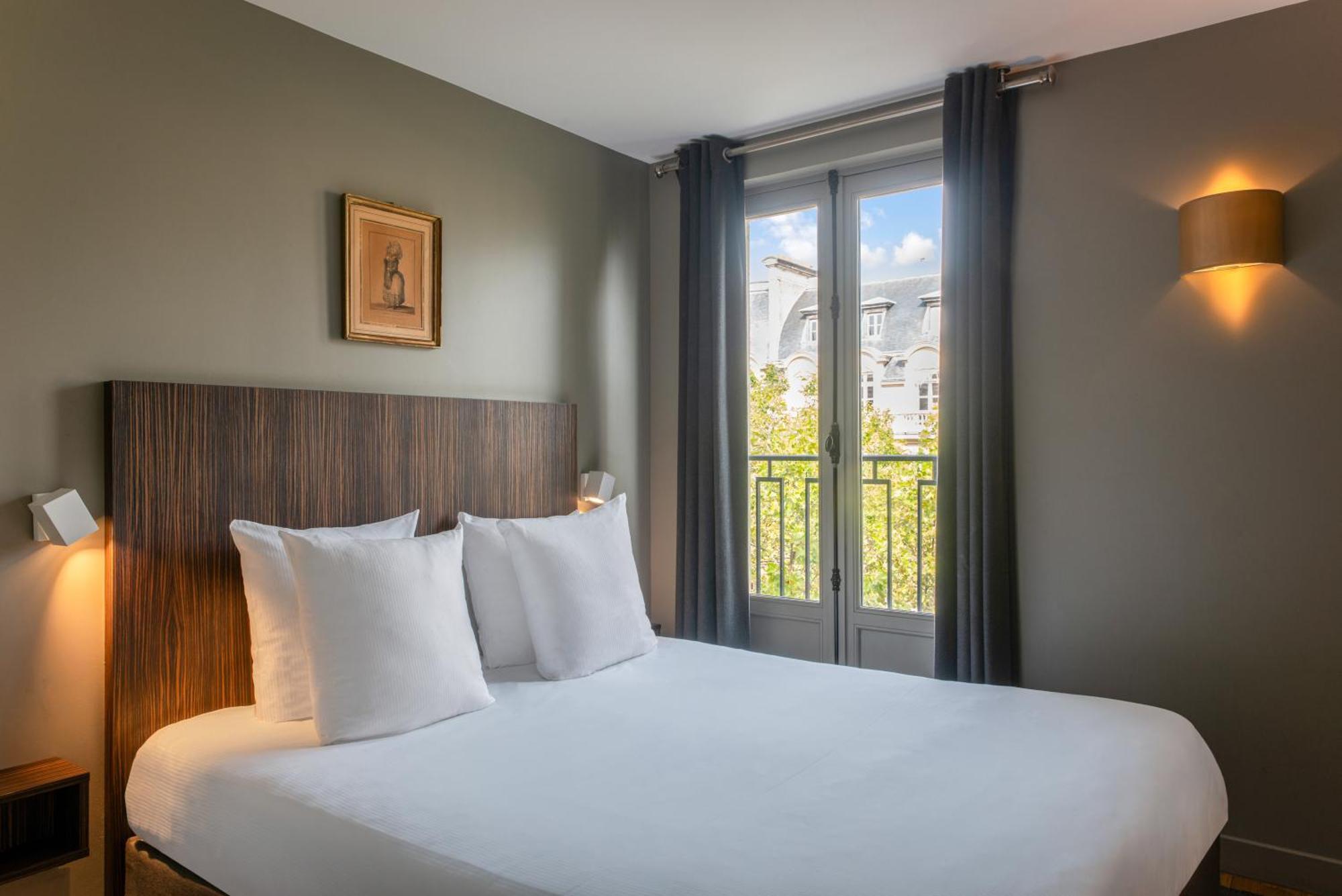 Hotel Helzear Champs-Elysees ปารีส ภายนอก รูปภาพ