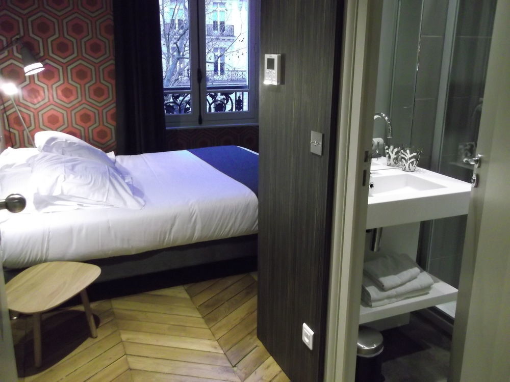 Hotel Helzear Champs-Elysees ปารีส ภายนอก รูปภาพ